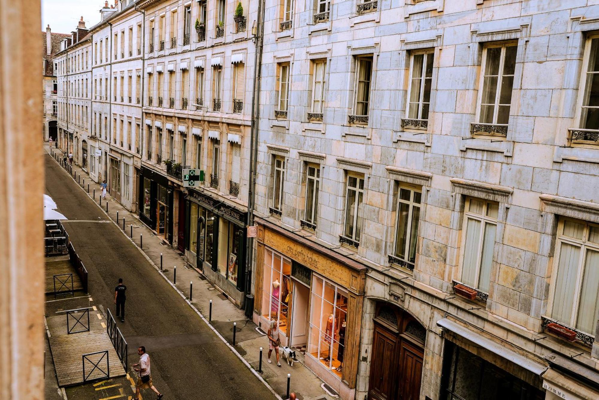 Le St Elegant 2 *wifi/super Centre*